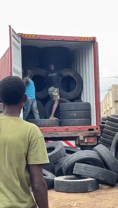 A mixed container load being unloaded at the yard