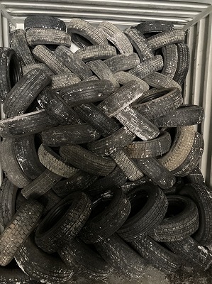 Loading image when exporting used tires(to Central Asia)