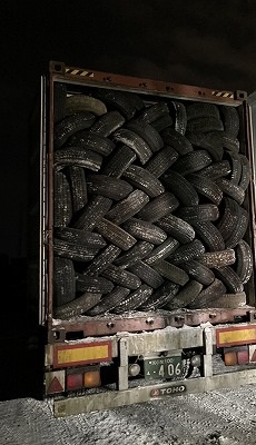 Loading image when exporting used tires(to Central Asia)